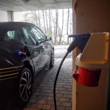 בית נופש Modernes Mit Terrasse Und Parkplatz In Den Alpen קירשברג אין טירול